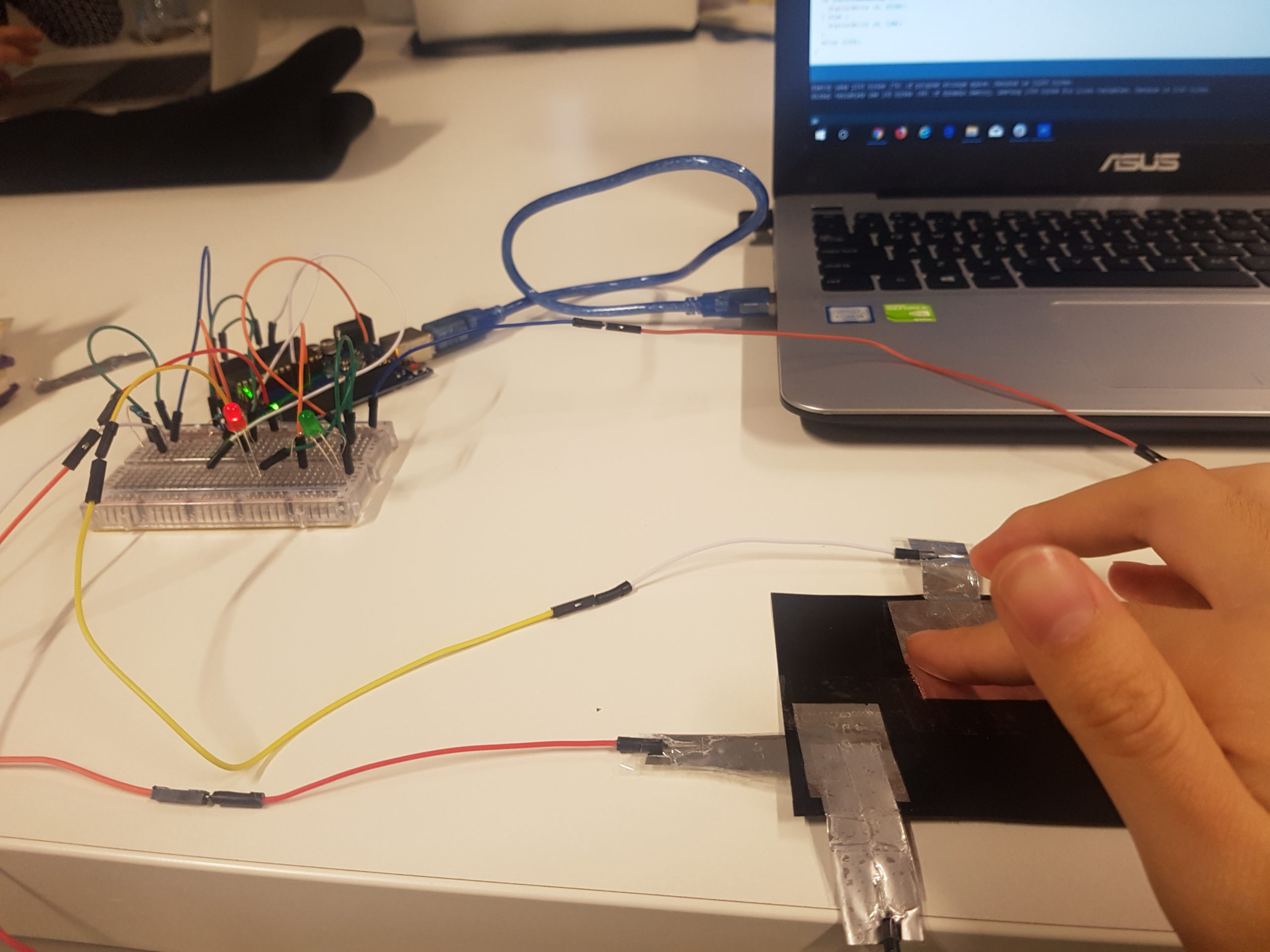 Testing of DIY touch sensors made of velostat, aluminium foil and tape